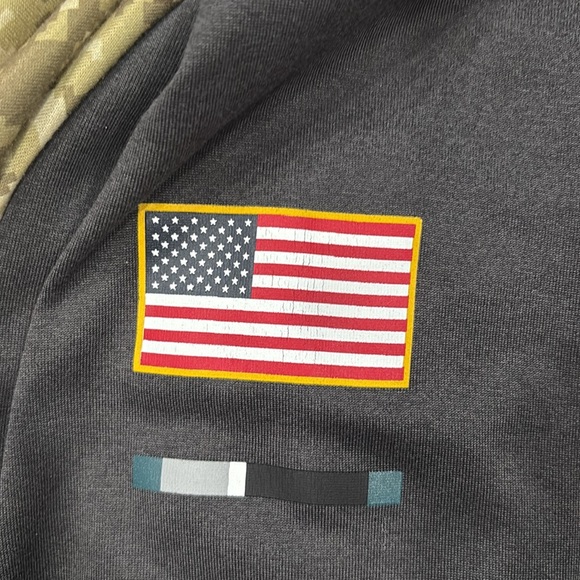 ⏰️Philadelphia Eagles Salute to Service T-Shirt XXL Mens Nike - Picture 6 of 12